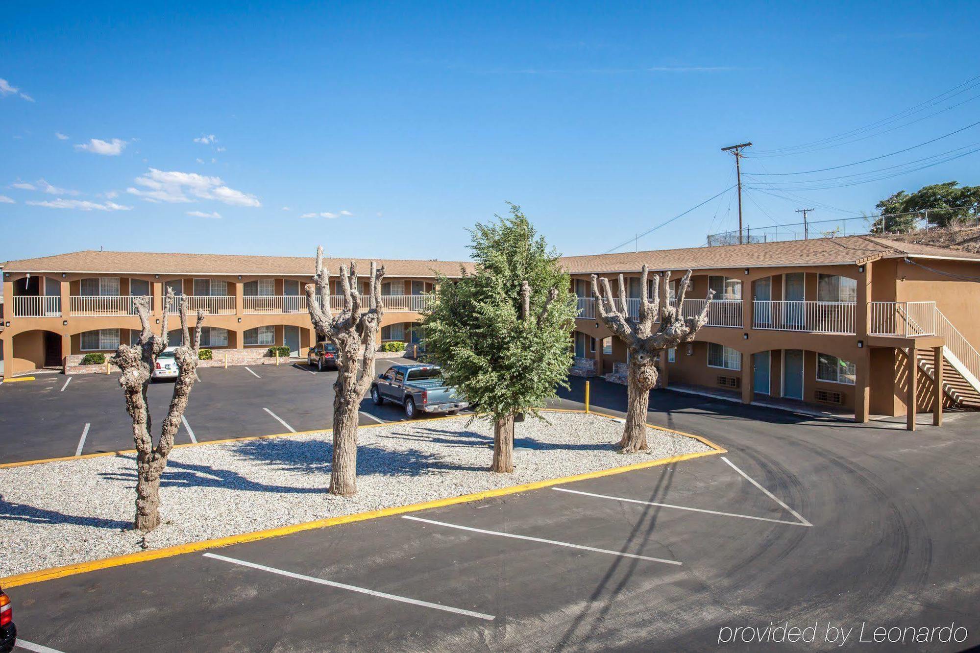 Econo Lodge On Historic Route 66 Μπάρστοου Εξωτερικό φωτογραφία